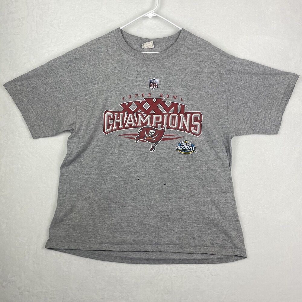 Lee Sports NFL Tampa Bay Buccaneers Super Bowl 2003 Shirt Mens Extra Large Gray